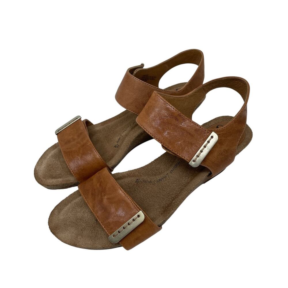 Sofft Verdi II Adjustable Leather Wedge Sandals Size 9M Boho Chic Coastal Casual